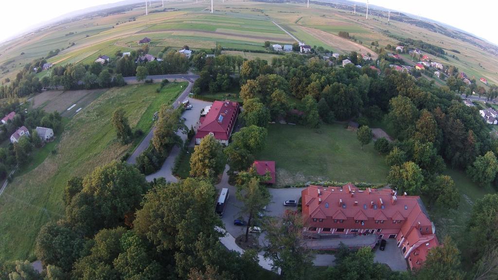 מלון Rymanów Dwor Ostoia מראה חיצוני תמונה